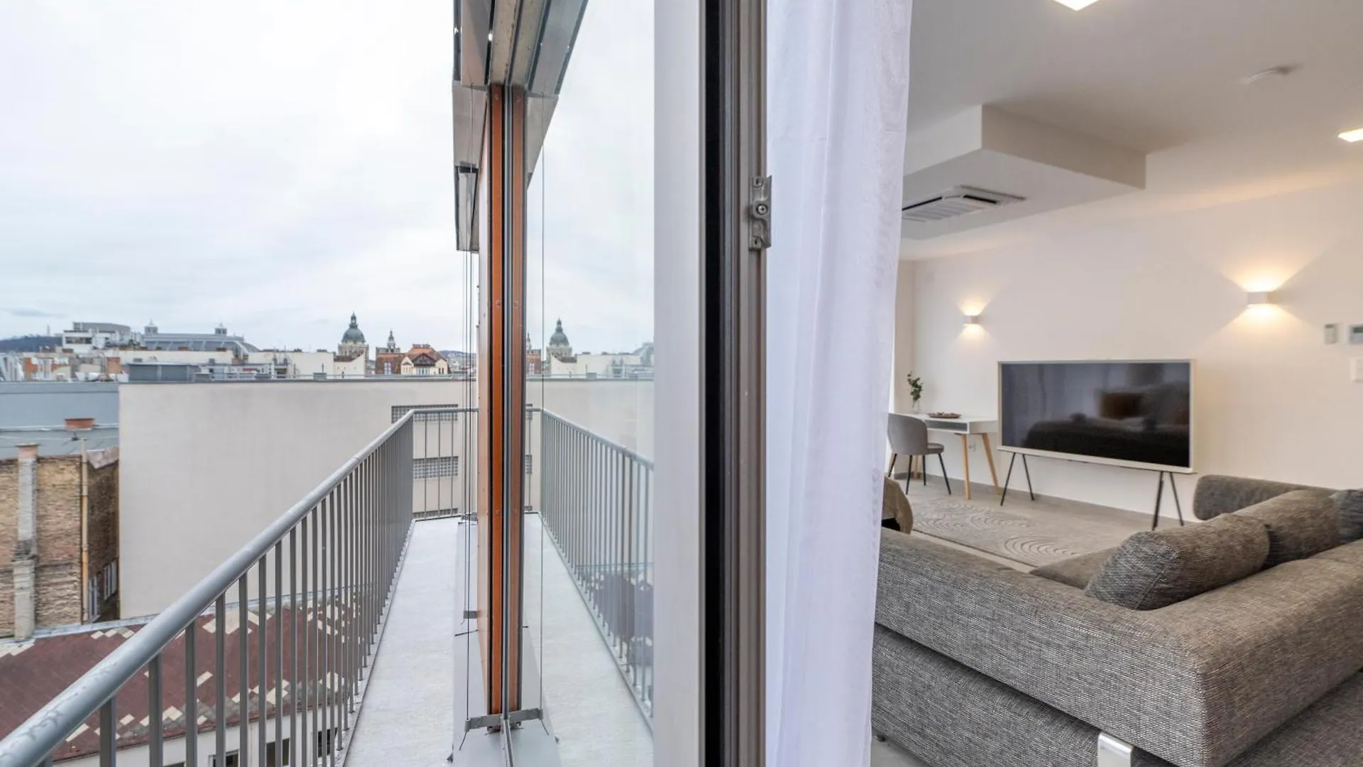 Swu Opera Apartment Budapesta 0*,